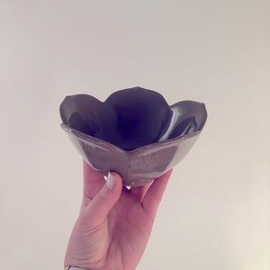 Mauve flower bowl
